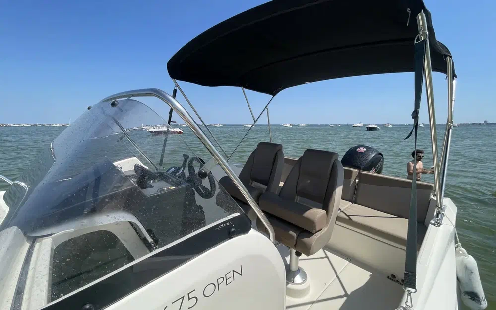 slider 8 Quicksilver 675