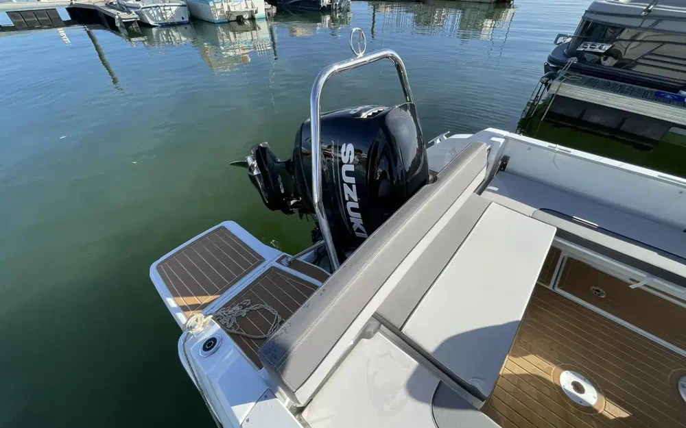 slider 7 Jeanneau Cap Camarat 6.5 CC