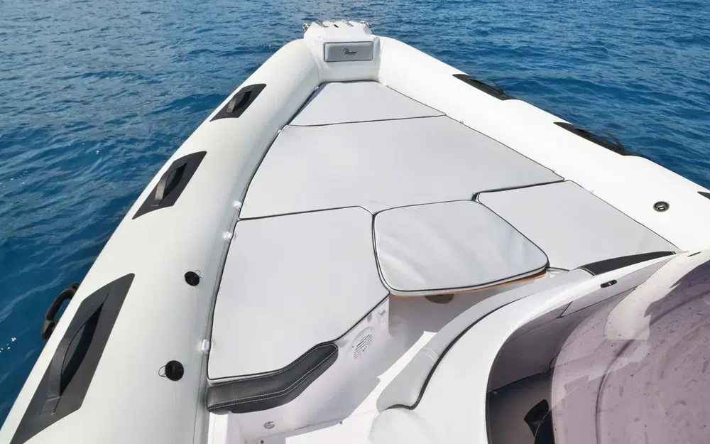 slider 6 Ranieri Cayman 28.0 Executive