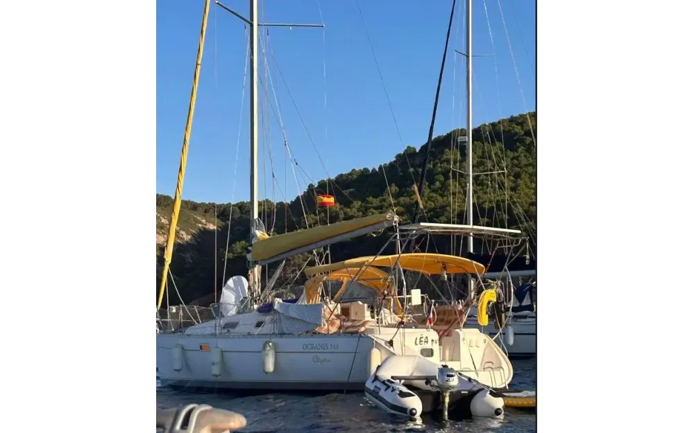 slider 3 Beneteau Oceanis 311 Clipper - null