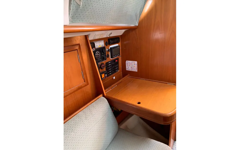 slider 8 Beneteau Oceanis 311 Clipper - null