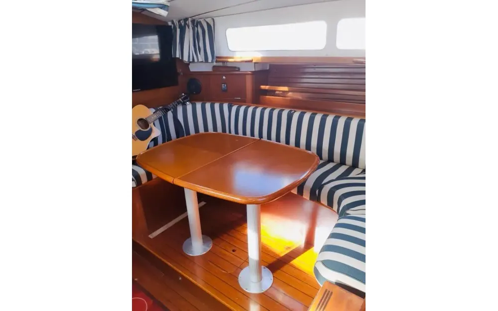 slider 9 Beneteau Oceanis 40 CC
