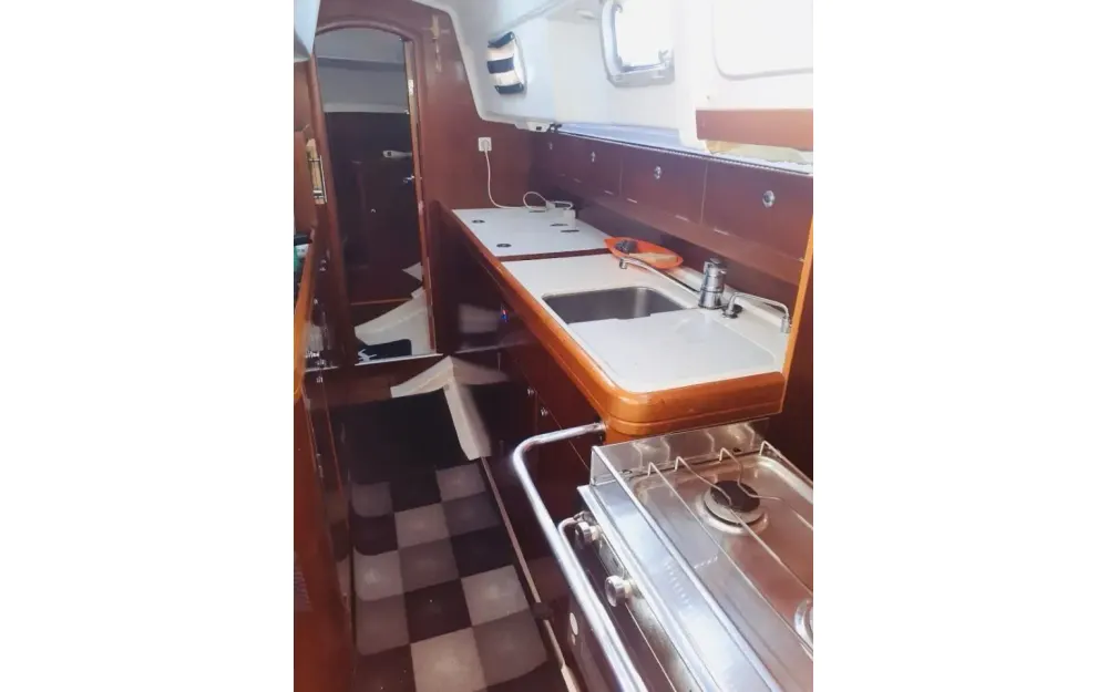 slider 11 Beneteau Oceanis 40 CC