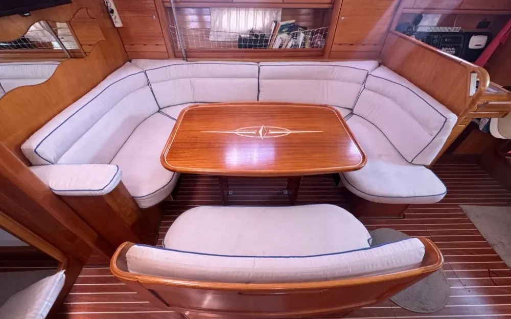 slider 8 Bavaria  42 Cruiser