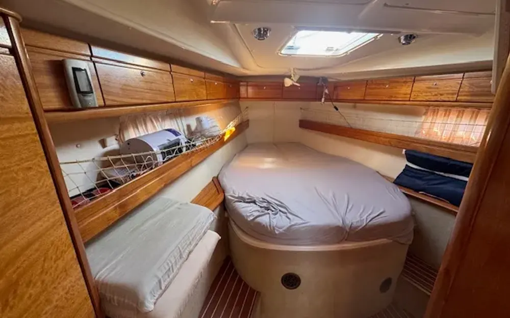 slider 11 Bavaria  42 Cruiser