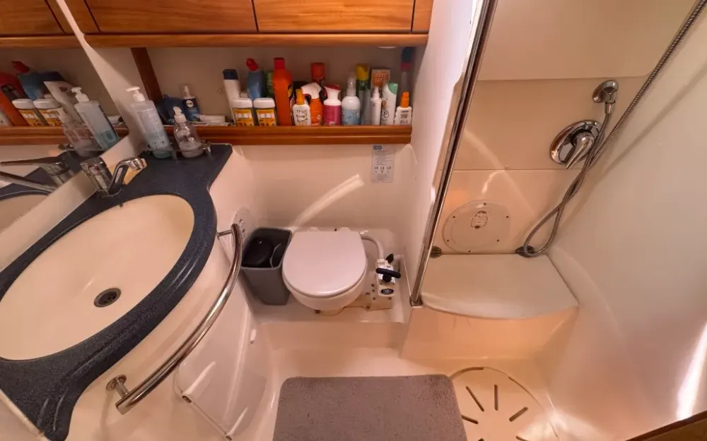 slider 15 Bavaria  42 Cruiser