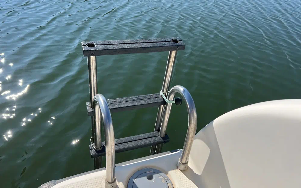 slider 14 Ultramar Winner 650