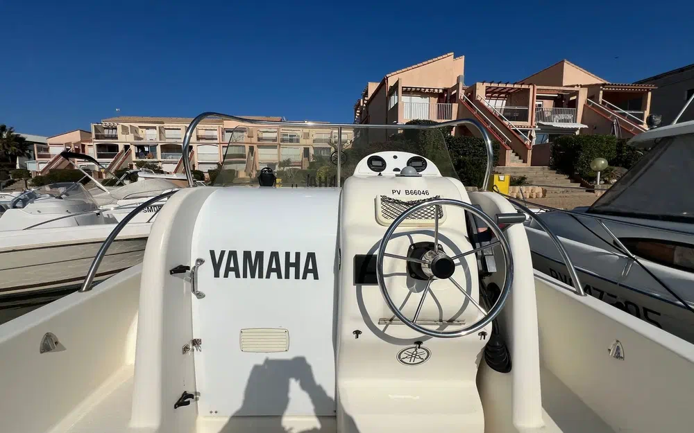 slider 20 Ultramar Winner 650