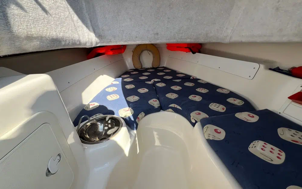 slider 31 Ultramar Winner 650