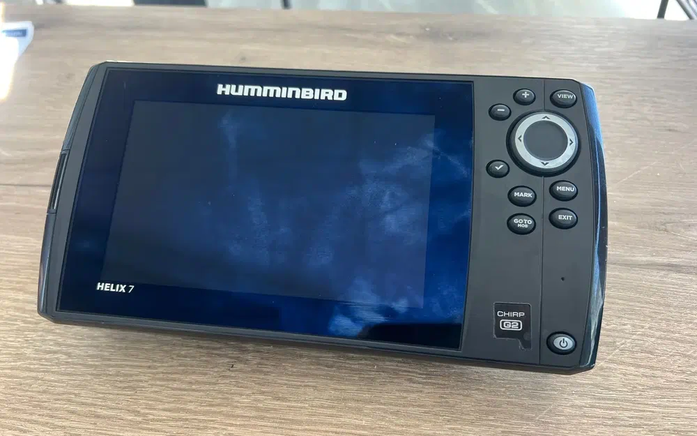 slider 37 Ultramar Winner 650