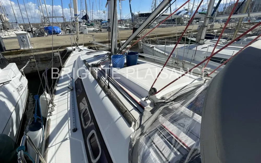 slider 6 Beneteau Oceanis 31
