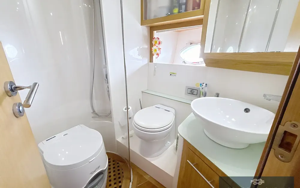 slider 16 Rodman Muse 44