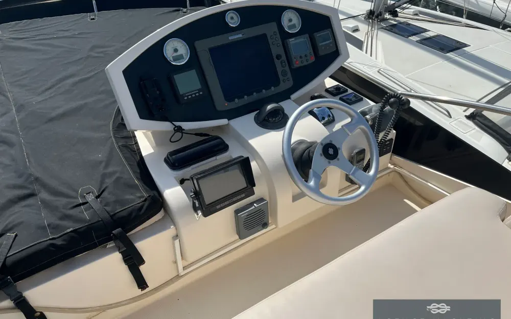 slider 19 Rodman Muse 44