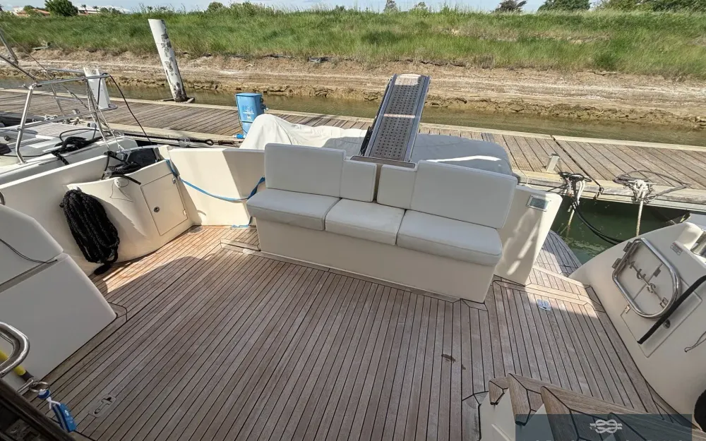 slider 27 Rodman Muse 44