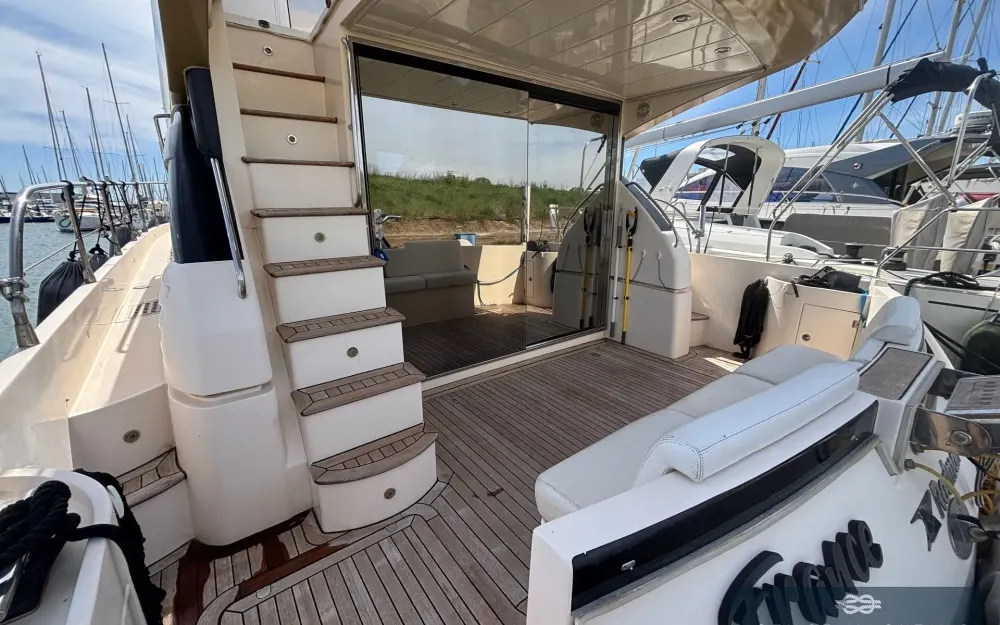slider 33 Rodman Muse 44