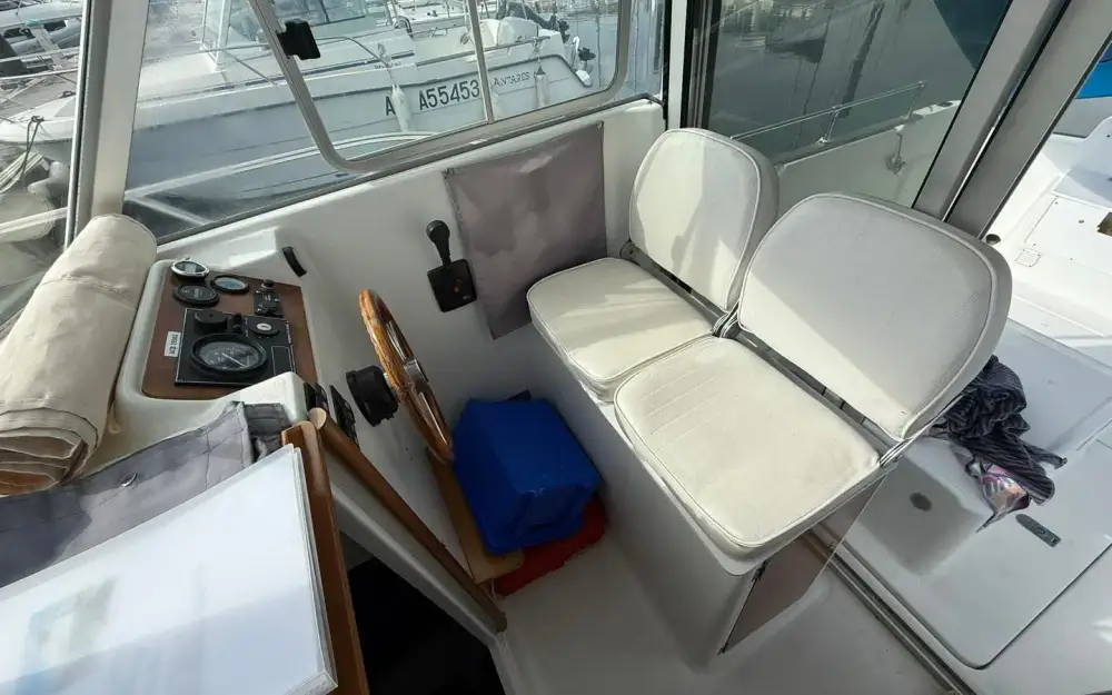 slider 12 Beneteau Antares 620
