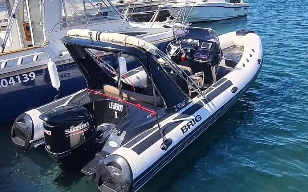 slider 1 Brig Eagle 650