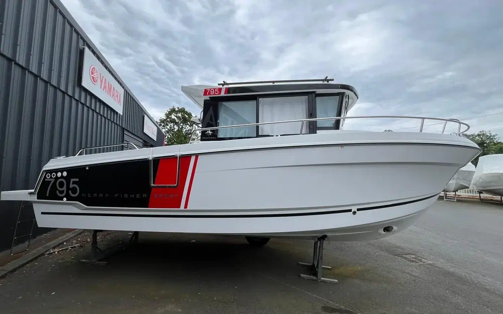 slider 5 Jeanneau Merry Fisher 795