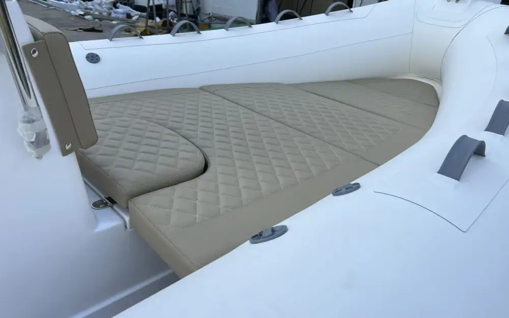 slider 3 Four Seas F 520