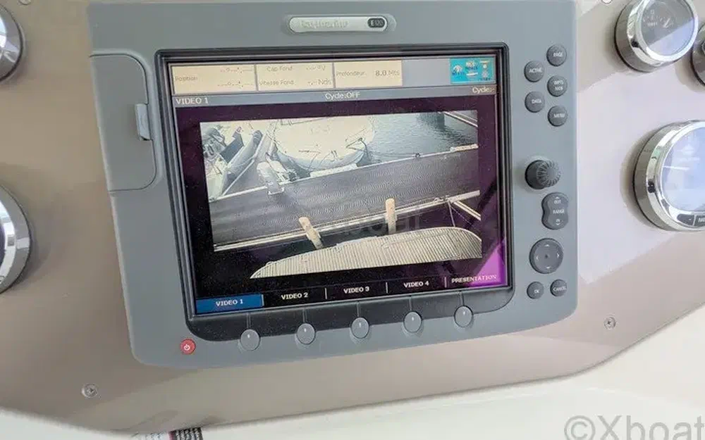 slider 9 Jeanneau Prestige 42