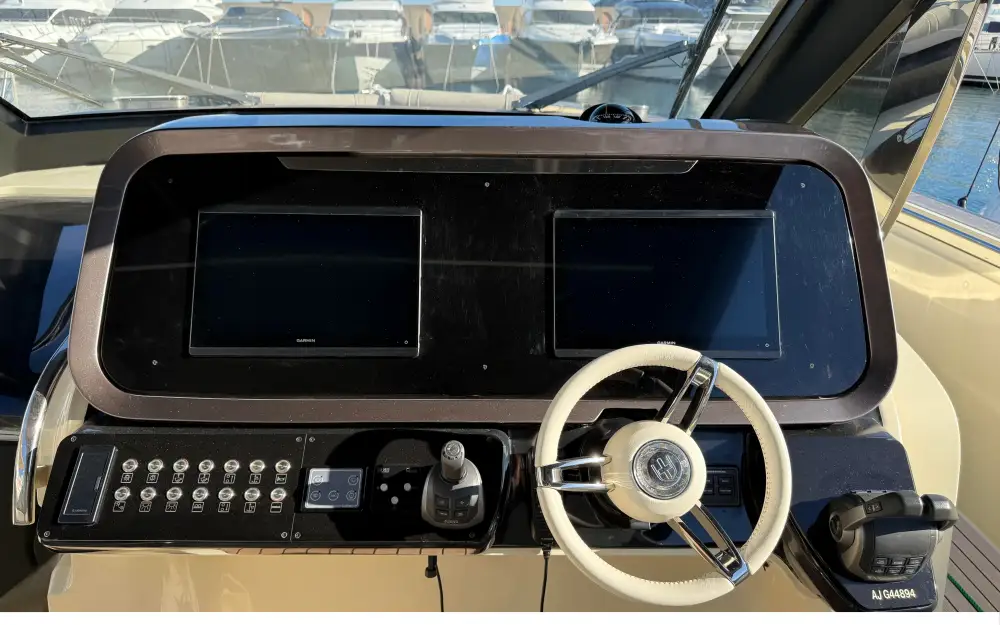 slider 9 Invictus  460 TT
