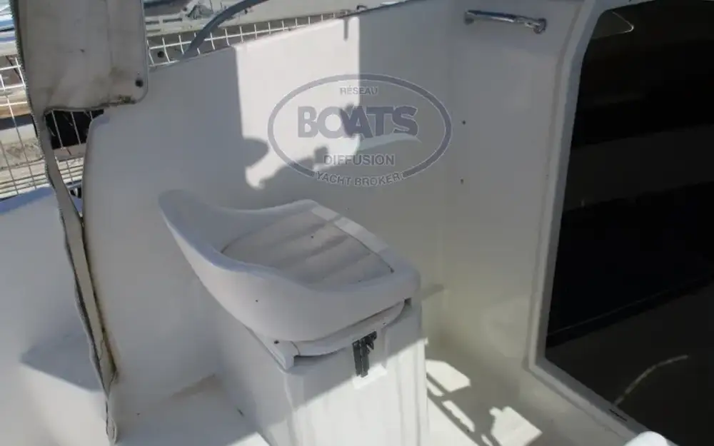 slider 4 Jeanneau Merry Fisher 530