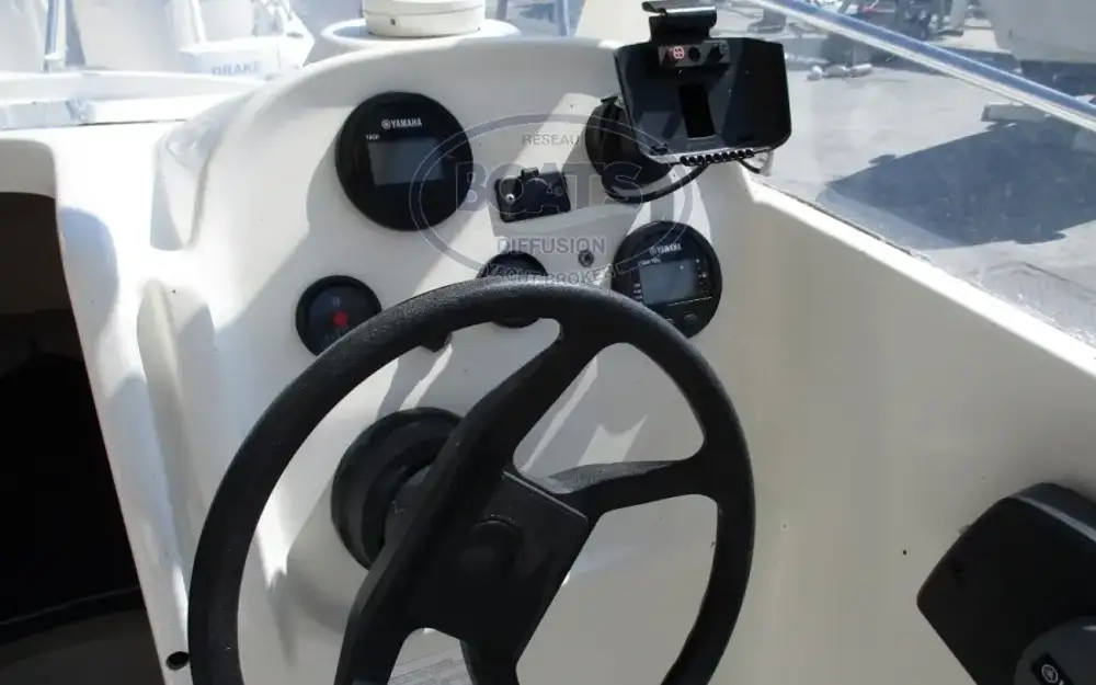slider 5 Jeanneau Merry Fisher 530
