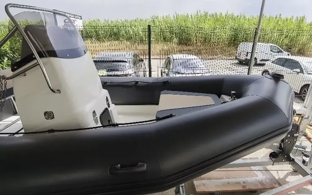 slider 1 Zodiac Medline 500