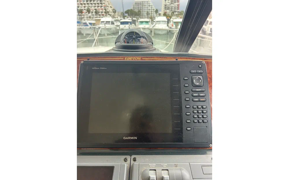 slider 26 Faeton 10.40 Fly Moraga