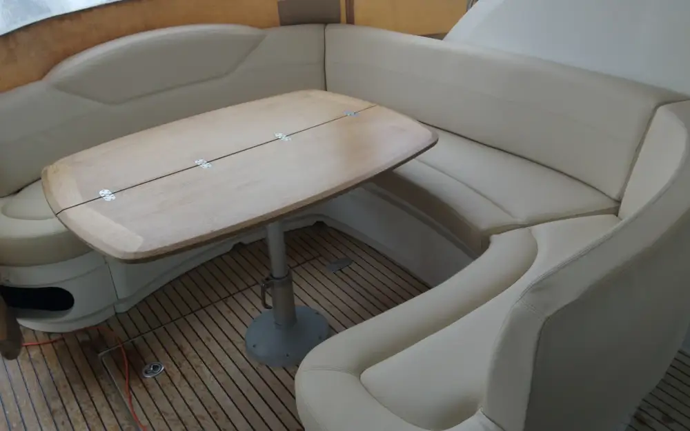 slider 9 Beneteau Monte Carlo 37 HT