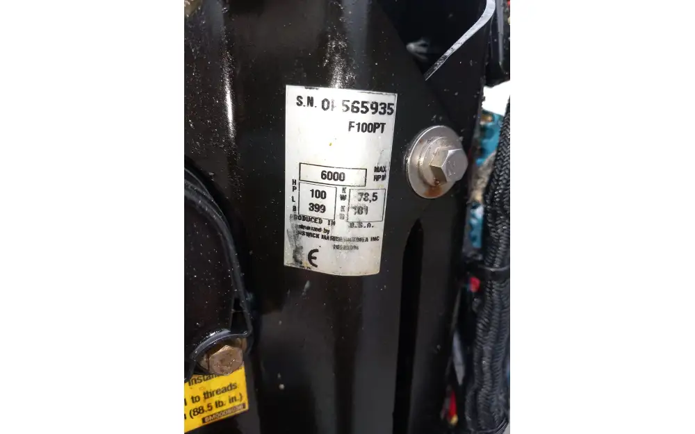slider 2 MERCURY F100 ELPT EFI 1,7L