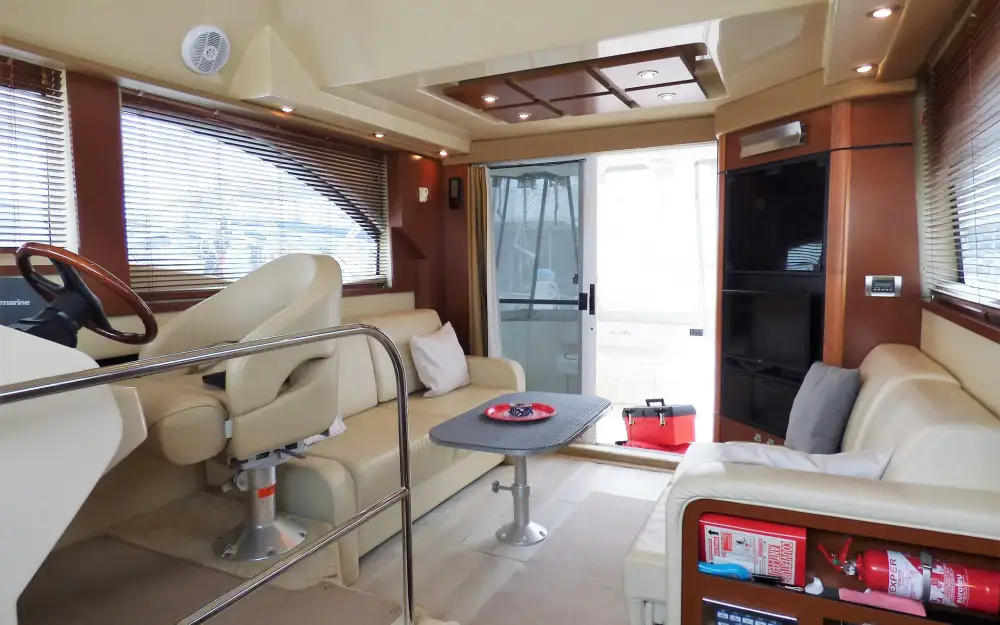 slider 6 Sea Ray 360 SEDAN BRIDGE