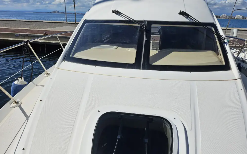 slider 2 Sea Ray 360 SEDAN BRIDGE