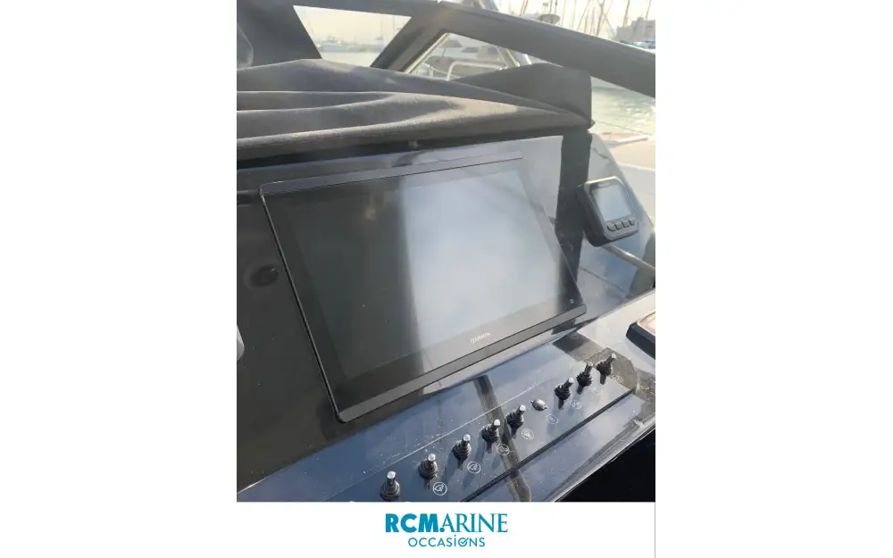slider 13 Beneteau Flyer 10