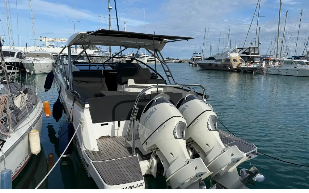 slider 33 Beneteau Flyer 10