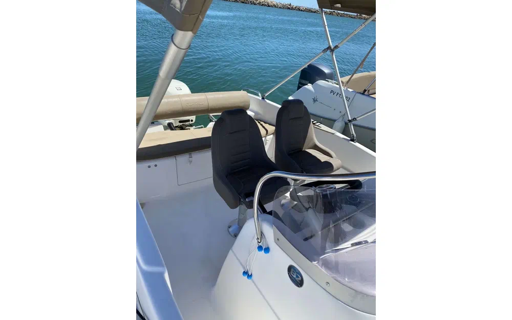 slider 4 B2 Marine 552