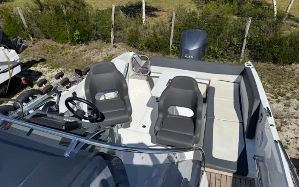 slider 16 Galia G250 Sundeck