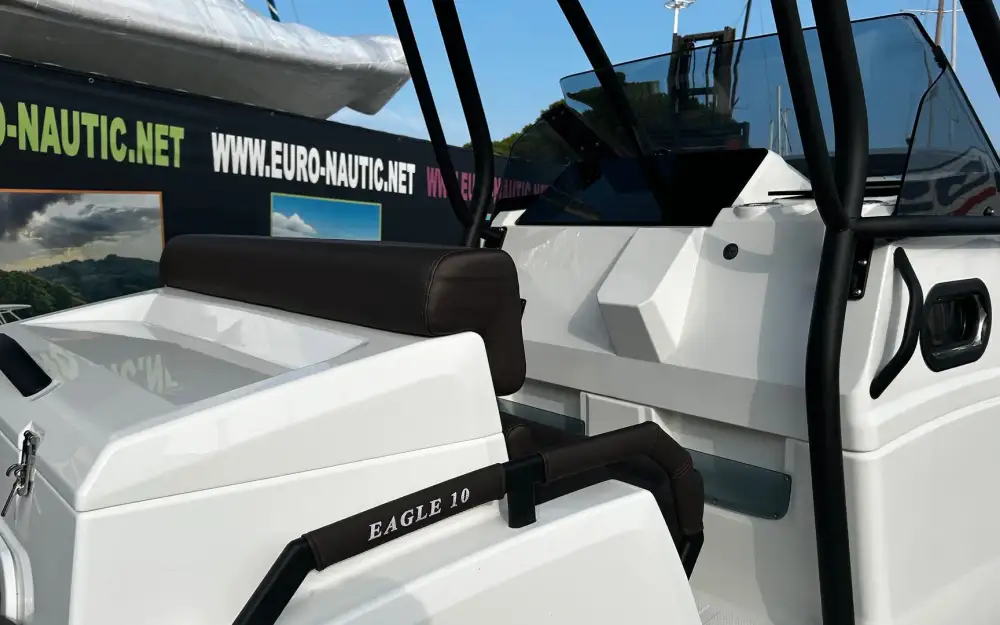 slider 4 Brig Eagle 10