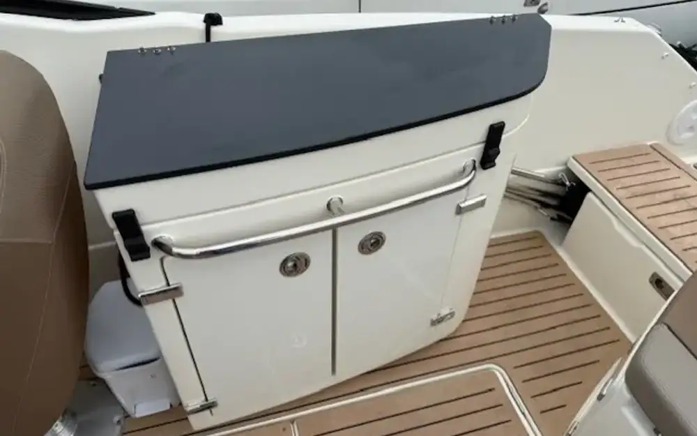 slider 9 Quicksilver Activ 755 Cruiser