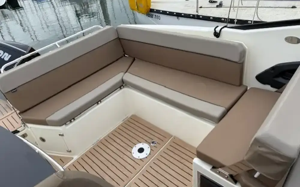slider 12 Quicksilver Activ 755 Cruiser