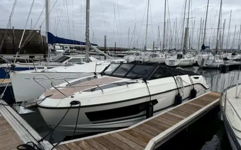 slider 13 Quicksilver Activ 755 Cruiser