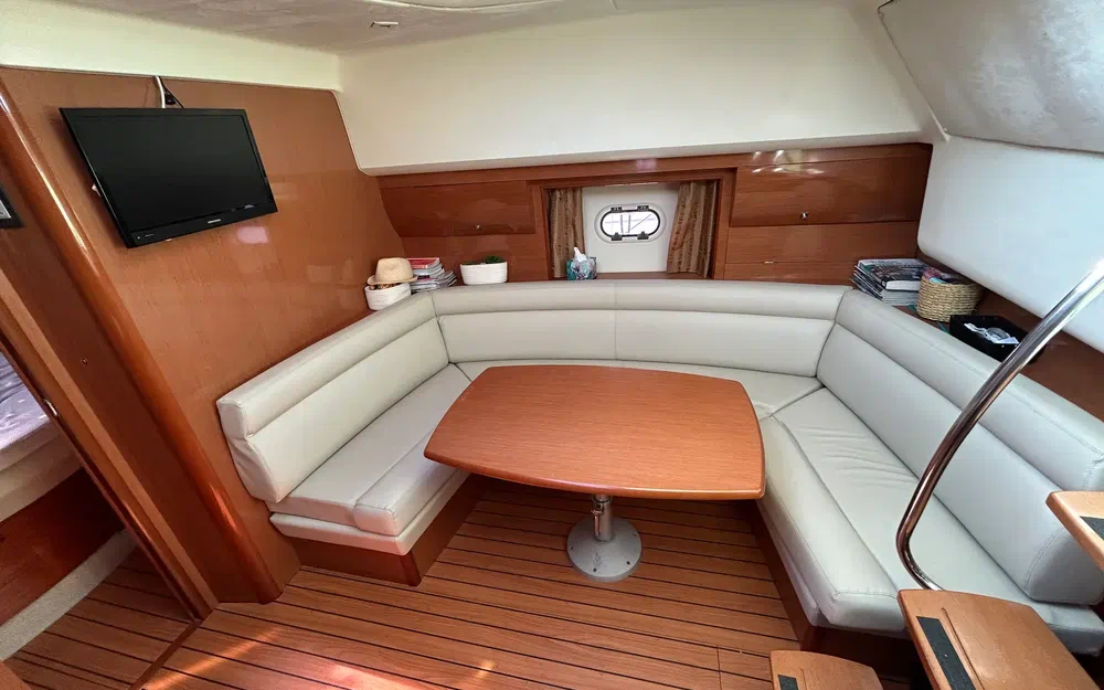 slider 19 Jeanneau Prestige 38