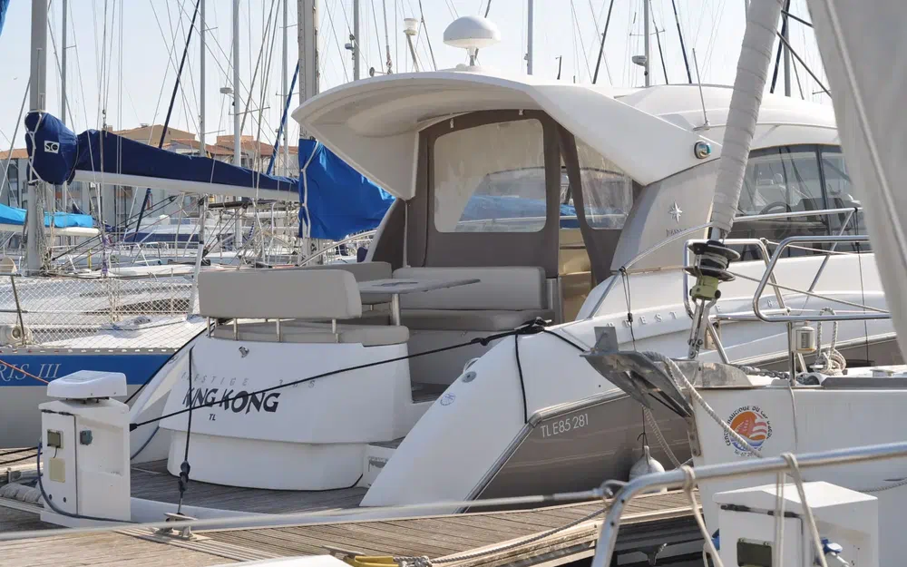 slider 1 Jeanneau Prestige 38