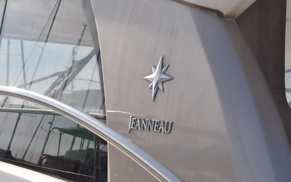 slider 3 Jeanneau Prestige 38