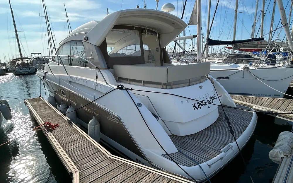 slider 6 Jeanneau Prestige 38