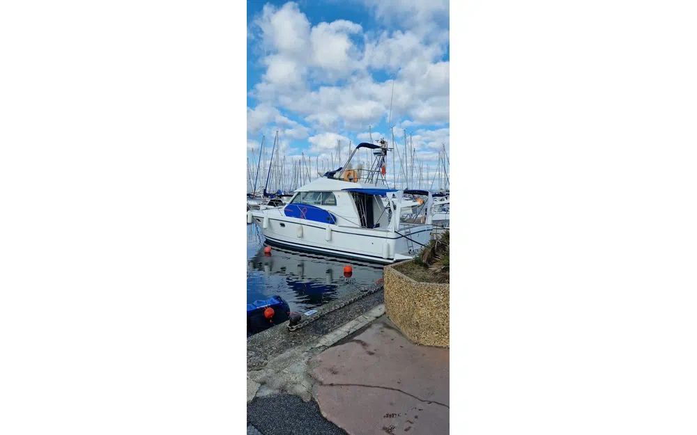 slider 53 Beneteau Antares 10.80