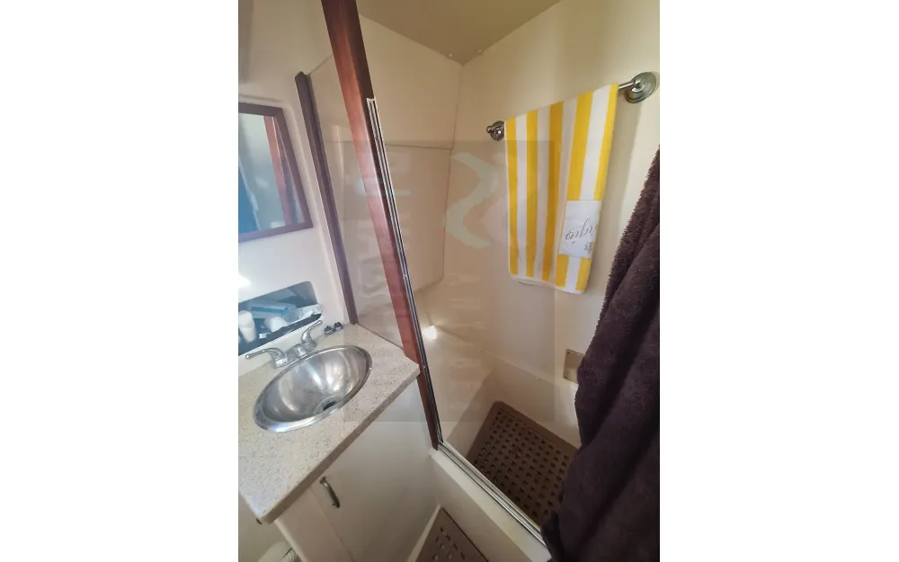 slider 22 Mainship  400 Trawler