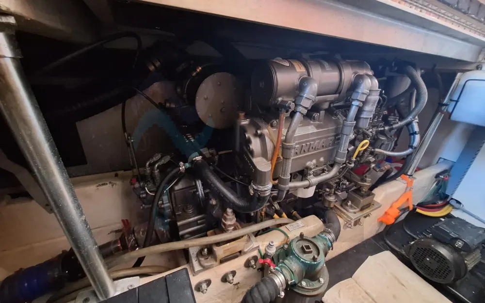 slider 27 Mainship  400 Trawler