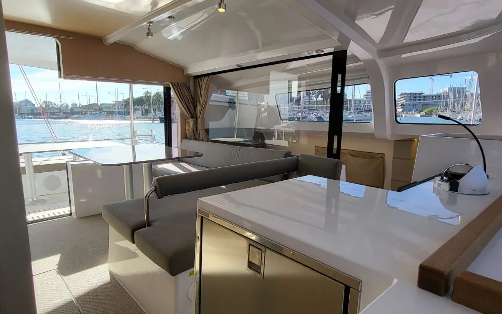 slider 11 Neel Trimarans Neel 43