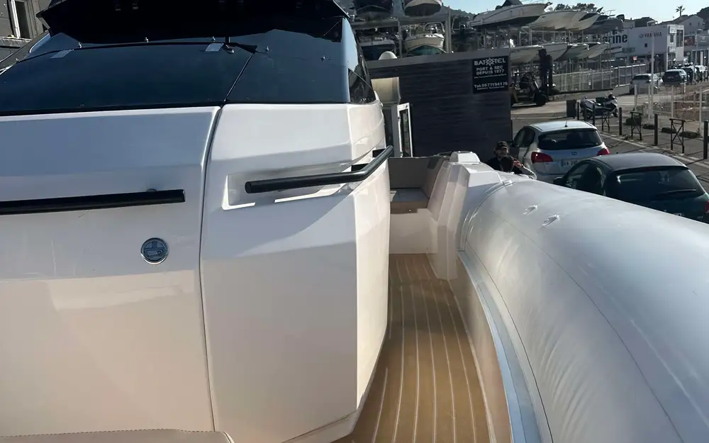 slider 9 Rio Yachts Inagua
